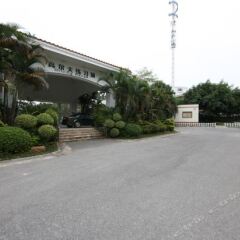 Holiday Islands Hotel парковка