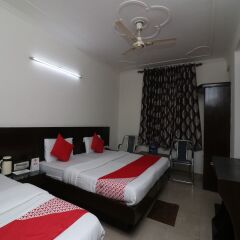 OYO 27823 Hotel Sahib комната для гостей фото 3
