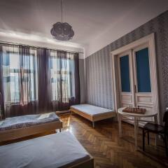 Отель Travellers Inn Hostel Польша, Краков - отзывы, цены и фото номеров - забронировать отель Travellers Inn Hostel онлайн комната для гостей фото 5