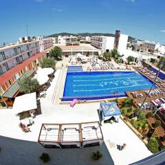 Hotel Puchet бассейн