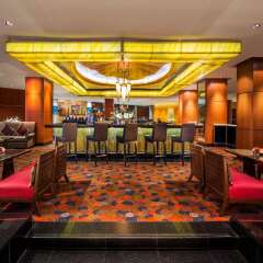 Royal Orchid Sheraton Hotel & Towers интерьер отеля фото 2