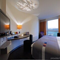 Отель Radisson Hotel Zurich Airport Швейцария, Рюмланг - 2 отзыва об отеле, цены и фото номеров - забронировать отель Radisson Hotel Zurich Airport онлайн удобства в номере