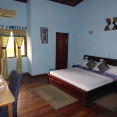 Отель Almond Tree Guest House комната для гостей