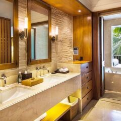 Отель Mandarin Oriental, Sanya Китай, Санья - 5 отзывов об отеле, цены и фото номеров - забронировать отель Mandarin Oriental, Sanya онлайн ванная фото 2