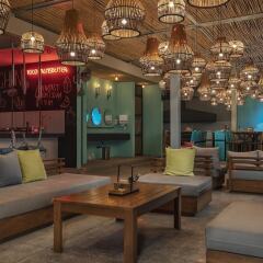 Отель Mayan Monkey Los Cabos - Hostel - Adults Only Мексика, Золотая зона Марина - отзывы, цены и фото номеров - забронировать отель Mayan Monkey Los Cabos - Hostel - Adults Only онлайн интерьер отеля
