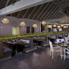 Отель The Level at Melia Caribe Tropical Доминикана, Пунта Кана - отзывы, цены и фото номеров - забронировать отель The Level at Melia Caribe Tropical онлайн гостиничный бар