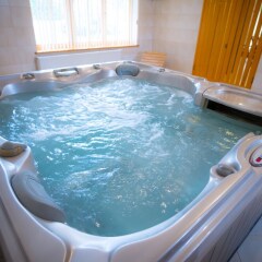 Отель Bellamonte Aparthotel бассейн