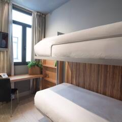 Отель Petit Palace Tres Cruces комната для гостей фото 3