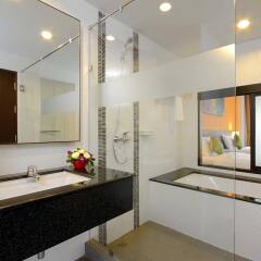 Отель Kata Sea Breeze Resort ванная