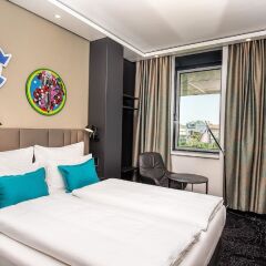 Отель Motel One Wien-Westbahnhof Вена комната для гостей фото 5