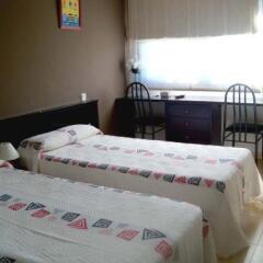 Отель Hostal Julian Brunete Брунете в номере