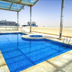 Отель Piks Key - Dubai Gate 1 бассейн