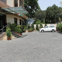 Hotel Jivitesh парковка