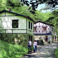 Отель Fond des Vaulx