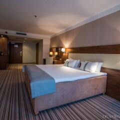 Отель Holiday Inn Łódź Польша, Лодзь - отзывы, цены и фото номеров - забронировать отель Holiday Inn Łódź онлайн сейф в номере