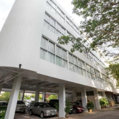 Sino House Phuket Hotel парковка