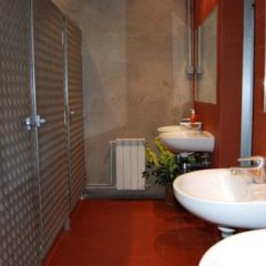 Ideal Youth Hostel in Barcelona, Spain from 161$, photos, reviews - zenhotels.com bathroom