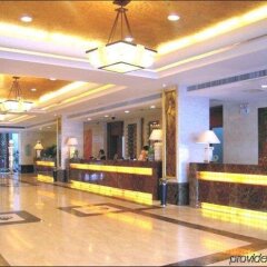 Lake View Garden Hotel интерьер отеля