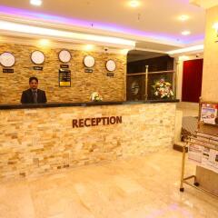 Sun And Sands Plaza Hotel интерьер отеля