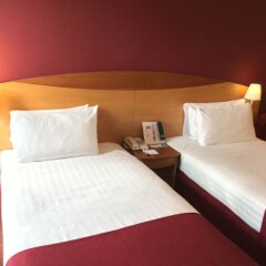 Days Hotel Waterloo комната для гостей фото 4