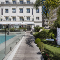 Отель Hôtel Le Canberra - Hôtels Ocre et Azur бассейн фото 2