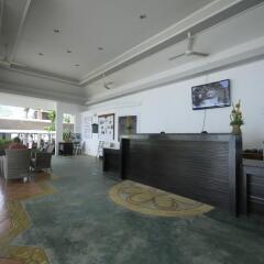 Отель Bay View Resort - Phi Phi Island интерьер отеля