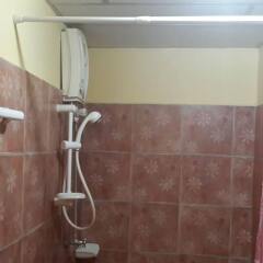 Апартаменты Benjaratch Boutique Apartment ванная