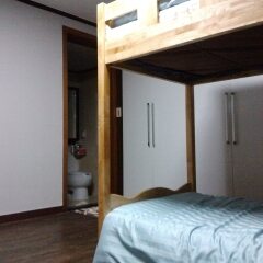 Отель K-Star Road Guesthouse комната для гостей фото 6