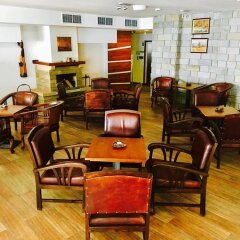 Отель Club Hotel Yanakiev Болгария, Боровец - отзывы, цены и фото номеров - забронировать отель Club Hotel Yanakiev онлайн интерьер отеля