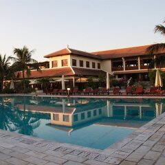 Отель Victoria Hoi An Beach Resort & Spa с домашними животными