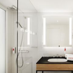 Отель IntercityHotel Braunschweig Германия, Брауншвейг - отзывы, цены и фото номеров - забронировать отель IntercityHotel Braunschweig онлайн ванная