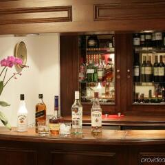 London Lodge Hotel гостиничный бар