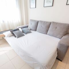 Отель Alicante Hills South One Bedroom Apartment Испания, Аликанте - отзывы, цены и фото номеров - забронировать отель Alicante Hills South One Bedroom Apartment онлайн комната для гостей