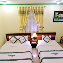 Green Hotel комната для гостей