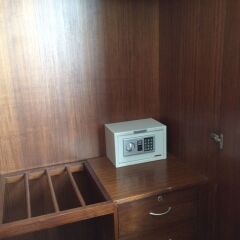 Отель Cordia Residence Saladaeng Бангкок сейф в номере