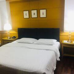 Отель Mall Suites Express Бангкок комната для гостей фото 4