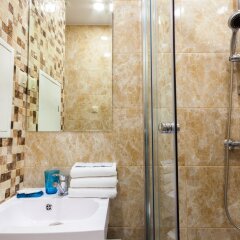 Отель LuxApartments Kurskaya Москва ванная фото 2