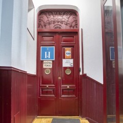 Отель Hostal Tokio Испания, Мадрид - 1 отзыв об отеле, цены и фото номеров - забронировать отель Hostal Tokio онлайн банкомат