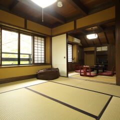 Отель Ryokan Wakaba Япония, Минамиогуни - отзывы, цены и фото номеров - забронировать отель Ryokan Wakaba онлайн бассейн фото 2