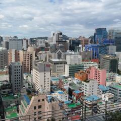 Апартаменты Myeongdong Studio