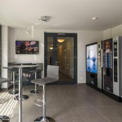 Отель The Stay.Residence Планег гостиничный бар