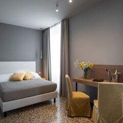 Отель HNN Luxury Suites Италия, Генуя - отзывы, цены и фото номеров - забронировать отель HNN Luxury Suites онлайн комната для гостей фото 2