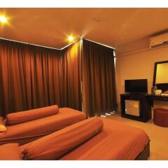 Отель The Bedroom Kata Beach комната для гостей