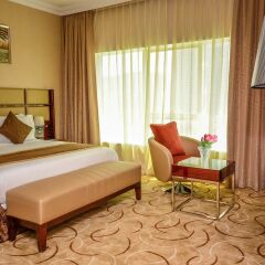Al Salam Grand Hotel-Sharjah комната для гостей
