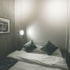 Отель 2W Bed & Breakfast Bangkok сейф в номере