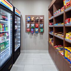 Отель Charter Inn and Suites развлечения