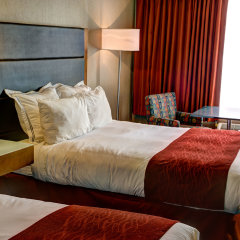 Отель Radisson Hotel & Suites Fort McMurray Канада, Форт-Макмюррей - отзывы, цены и фото номеров - забронировать отель Radisson Hotel & Suites Fort McMurray онлайн комната для гостей фото 2