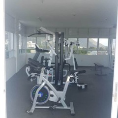 Отель Secure New Kingston Condo Ямайка, Кингстон - отзывы, цены и фото номеров - забронировать отель Secure New Kingston Condo онлайн фитнесс-зал фото 2