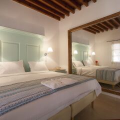 Saint Artemios Boutique Hotel комната для гостей фото 3