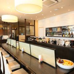 APA Hotel Keisei Narita-Ekimae гостиничный бар